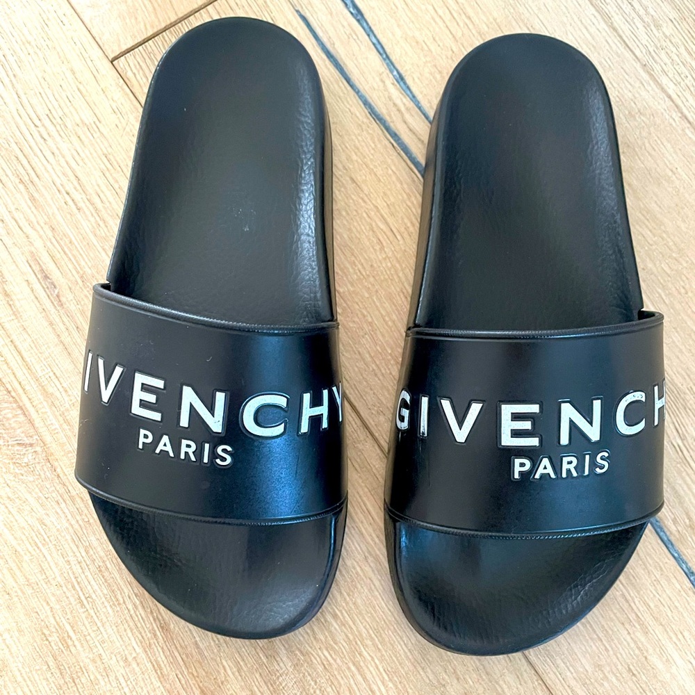 Givenchy Sandale Plate Noir size 7